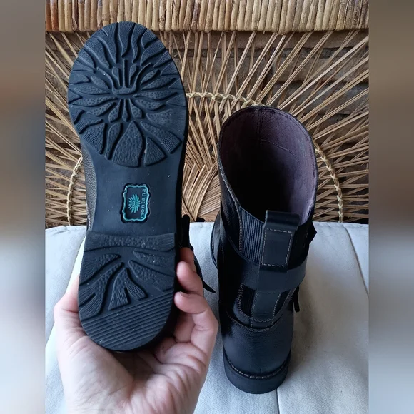 Montana Black Leather Buckle Boots_9 - Picture 4 of 6